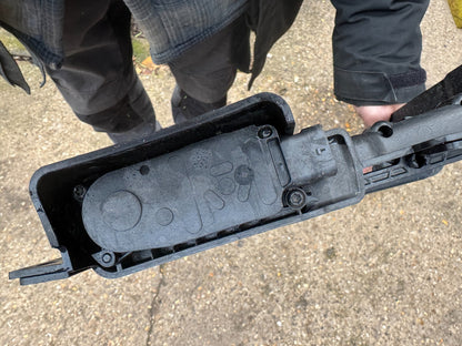 2024 LAND ROVER DEFENDER L663 ACTIVE GRILL SHUTTER AIR VENT L8B28475AC 2020-2025