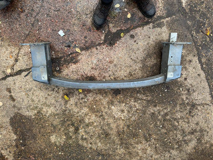 VOLVO XC40 2021 FRONT BUMPER SUPPORT REINFORCEMENT BAR 32318904 SMALL DENT