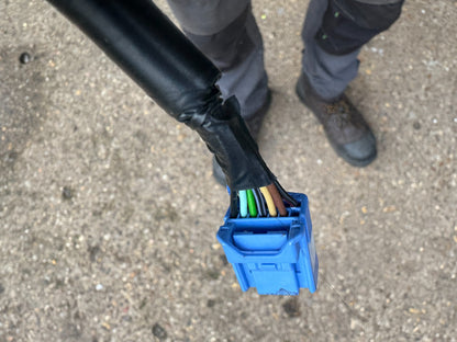 TESLA MODEL 3 WING DOOR MIRROR FRONT RIGHT 2019-2024 1592034-00-C