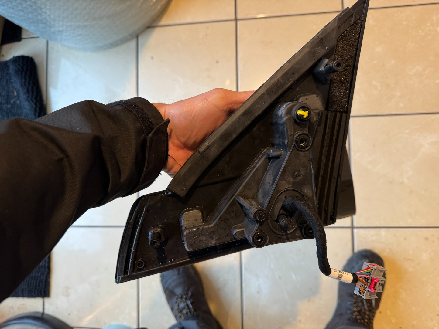 2024 RANGE ROVER EVOQUE FRONT RIGHT SIDE WING DOOR MIRROR GENUINE 21115002