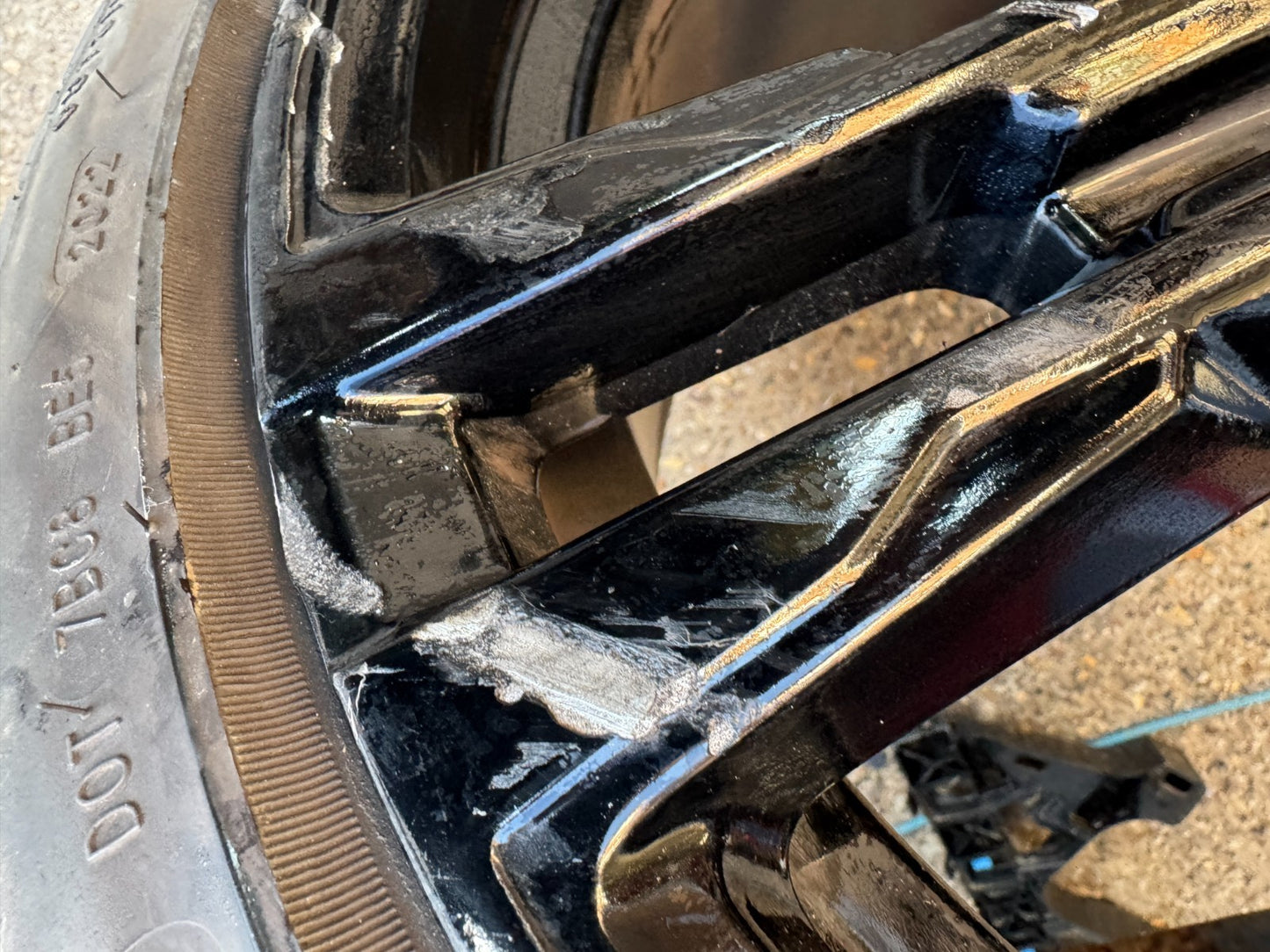 BMW 1 2 SERIES F40 F44 18'' BLACK SCRATCHED ALLOY WHEEL 8092352