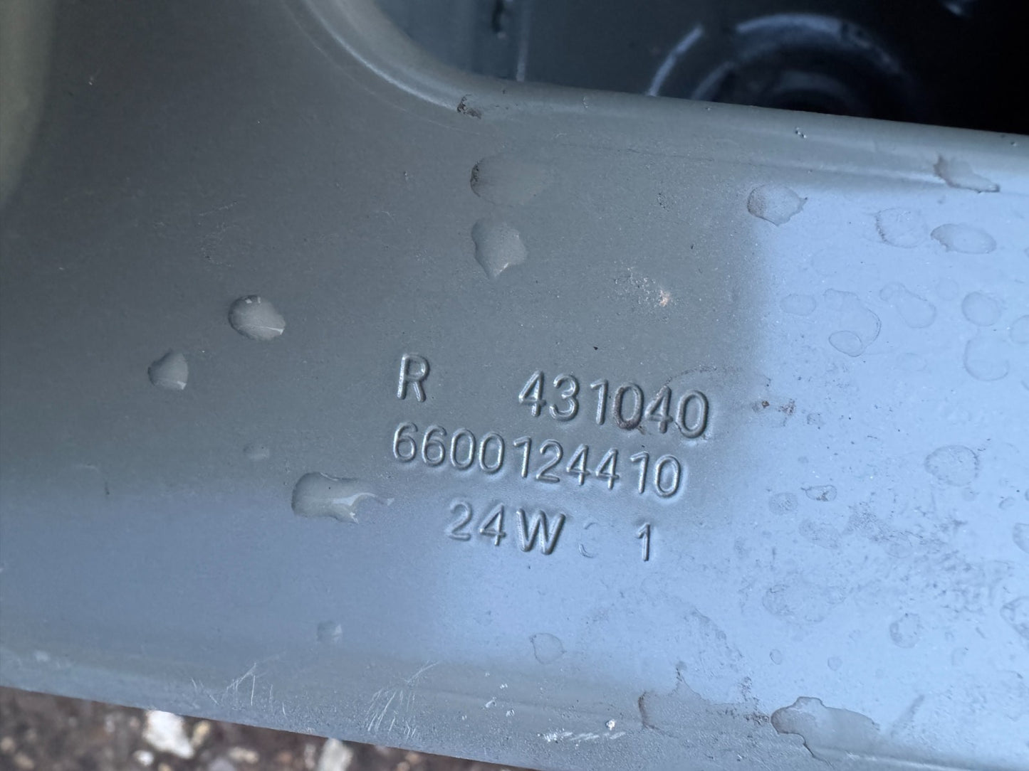 GEELY ZEEKR 001 BUMPER BEAM REINFORCEMENT REAR 6600124410 R 431040 CRASH BAR