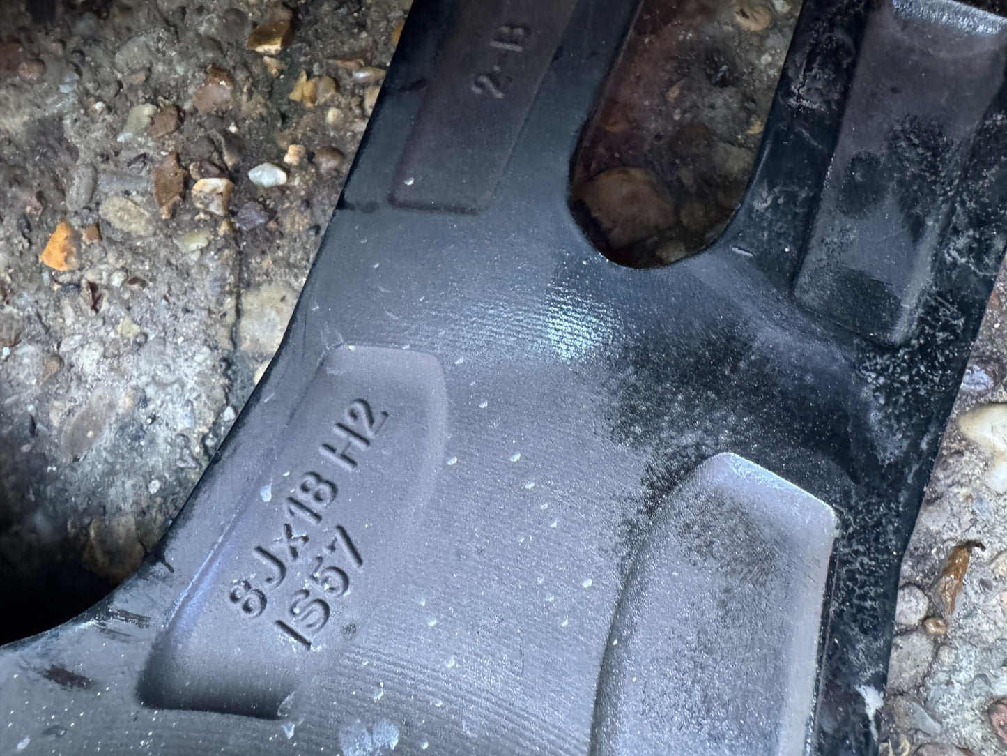 BMW 1 2 SERIES F40 F44 18'' BLACK SCRATCHED ALLOY WHEEL 8092352