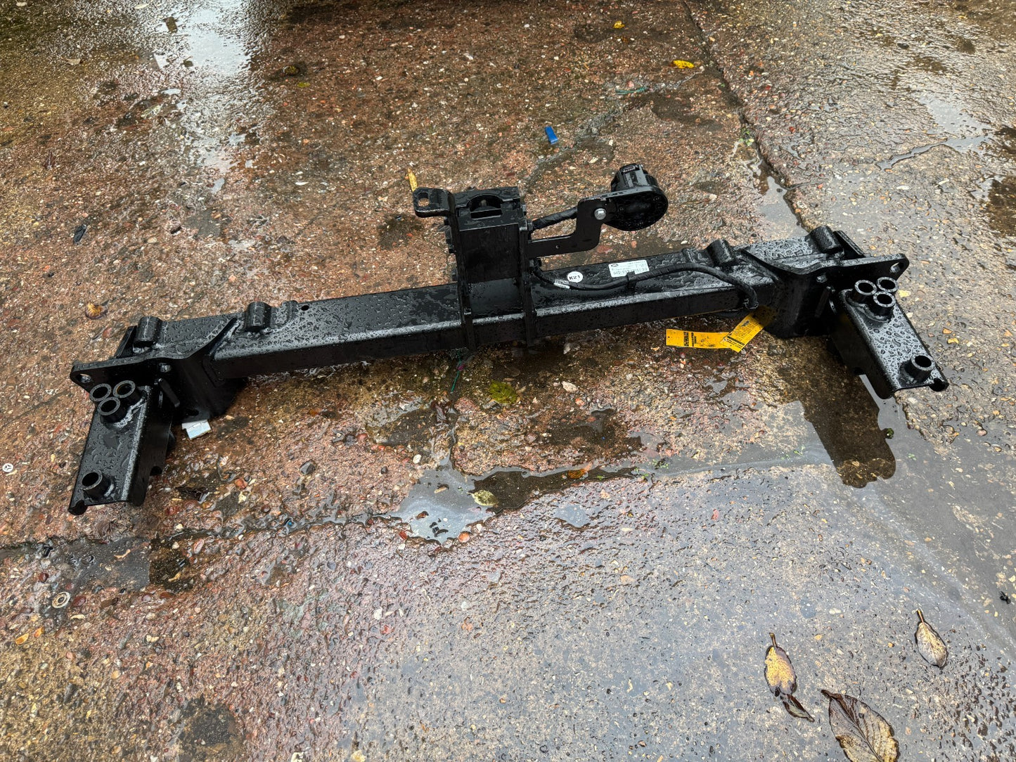 2025 LAND ROVER DEFENDER 130 TOW BAR BEAM ONLY NO HITCH L663 L8BM-17K817-CC