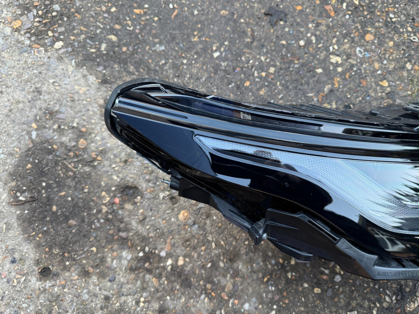 2024 RANGE ROVER EVOQUE L551 DRIVER SIDE  PIXEL LED HEADLIGHT R8D213W029GB LUGS!