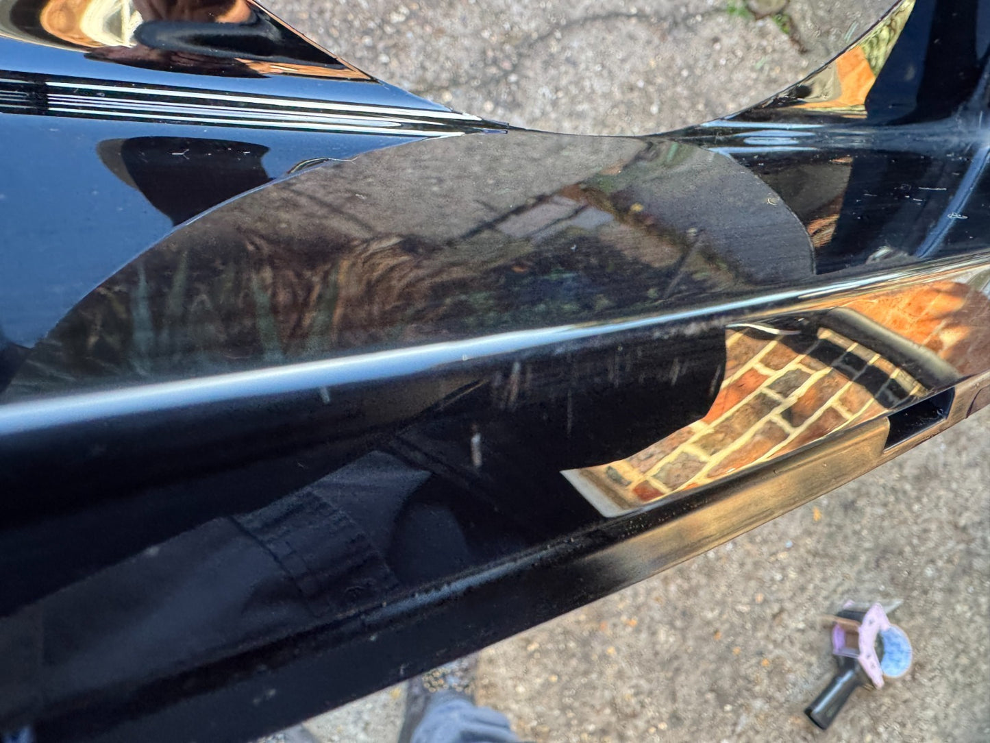 2025 Land Rover Defender L663 Front Left Headlamp Surround L8B2-13C025 scratched