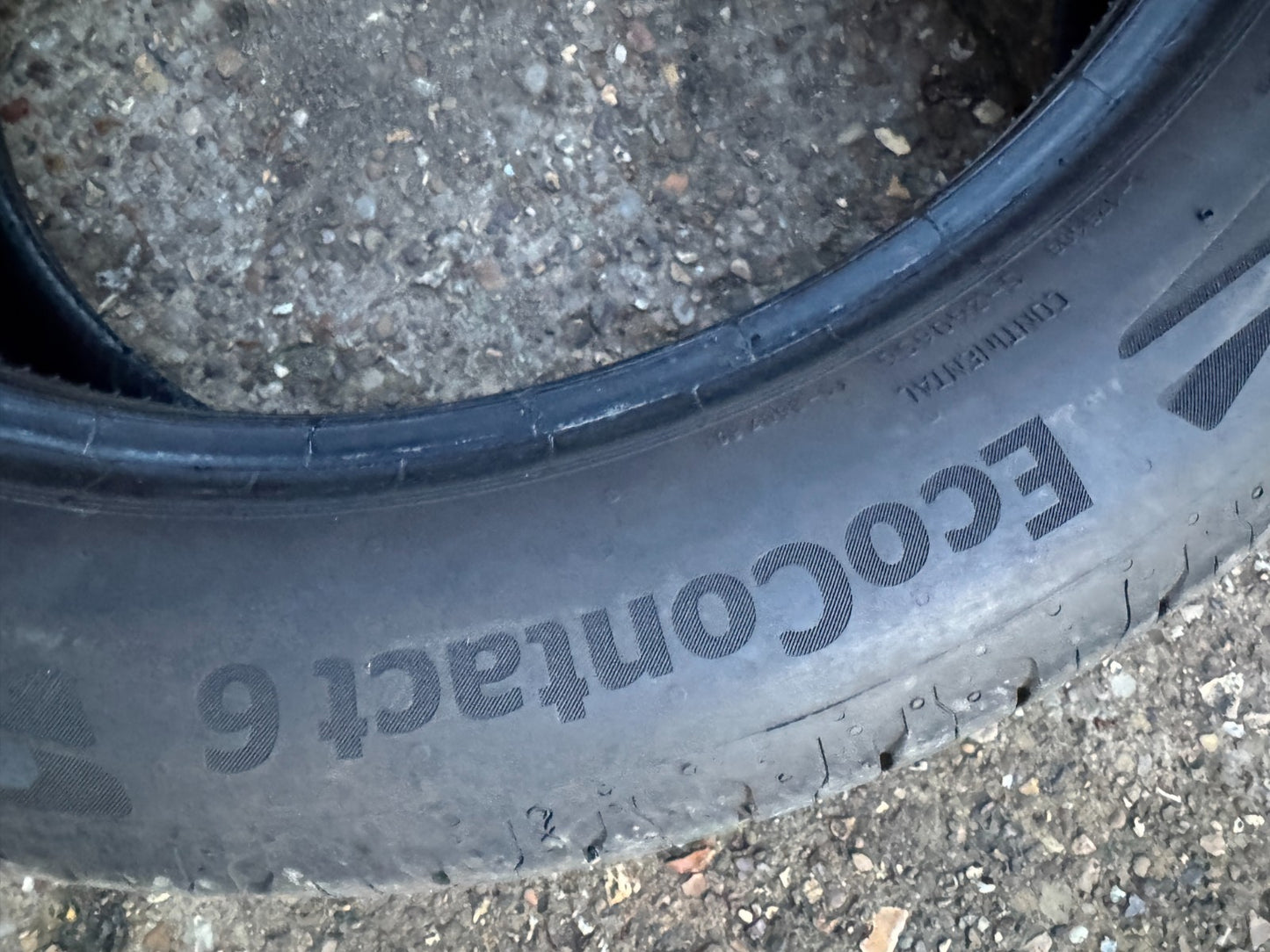 1 X 215 50 R18 96V XL CONTINENTAL ECOCONTACT 6 5.5MM  215/50/18 PARTWORN 2155018