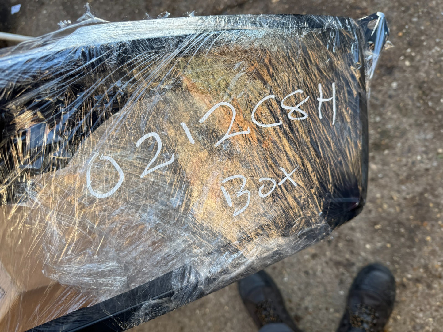 2025 Land Rover Defender L663 Front Left Headlamp Surround L8B2-13C025 scratched