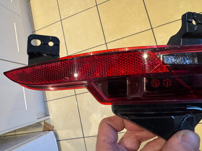 2025 LAND ROVER RANGE ROVER SPORT L461 Rear LEFT Fog Light N9X2-15K273-A