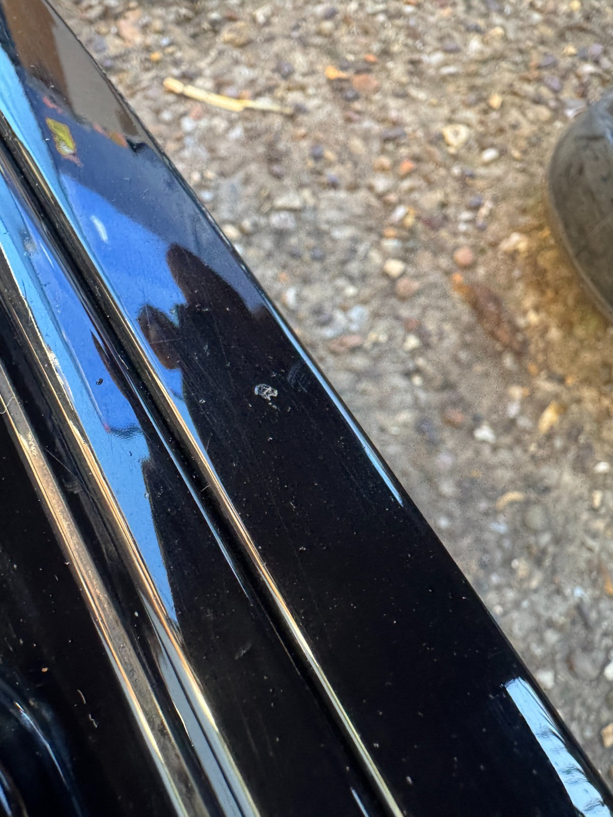 RANGE ROVER EVOQUE L551 FRONT BUMPER GRILL K8D28200 scratches/broken pin