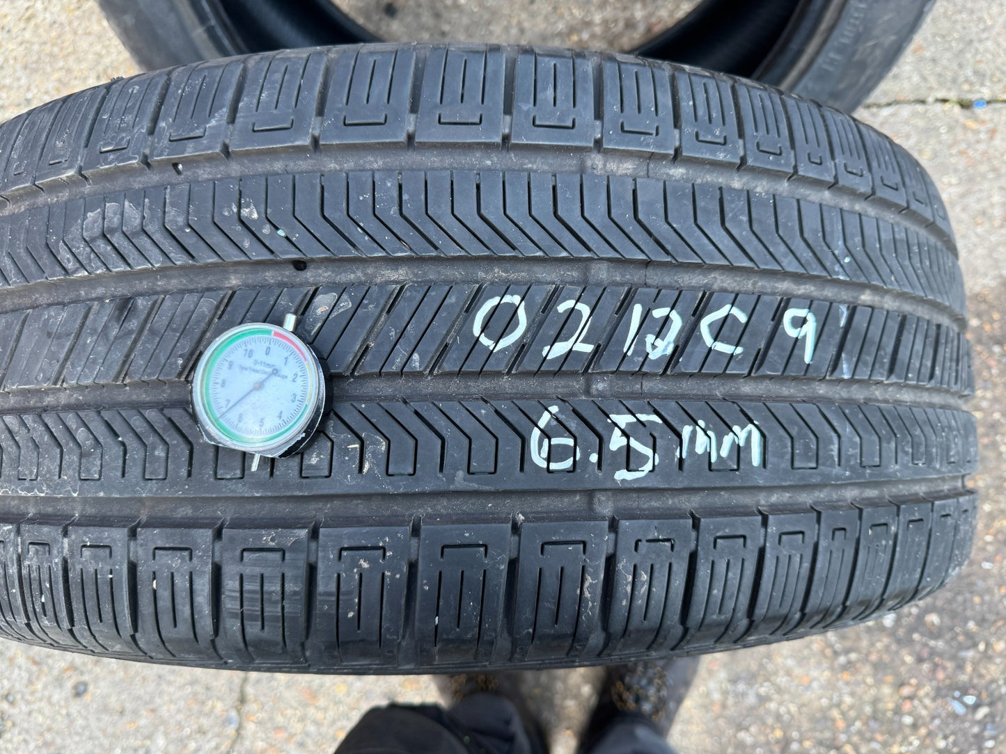 275 45 22 CONTINENTAL CROSSCONTACT RX 115W M+S LR 6.5mm NO REPAIRS (4 available)