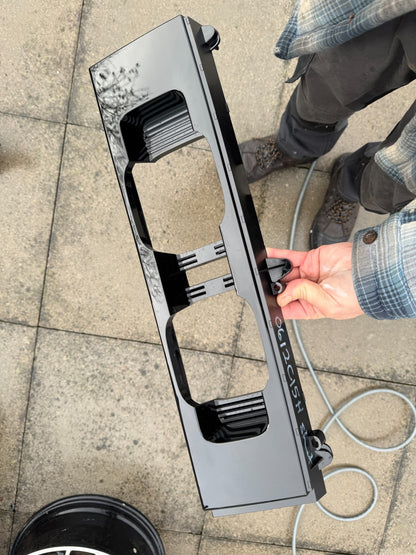 2025 GENUINE LAND ROVER DEFENDER L663 REAR LEFT BLACK LIGHT TRIM 2020+ 00211193