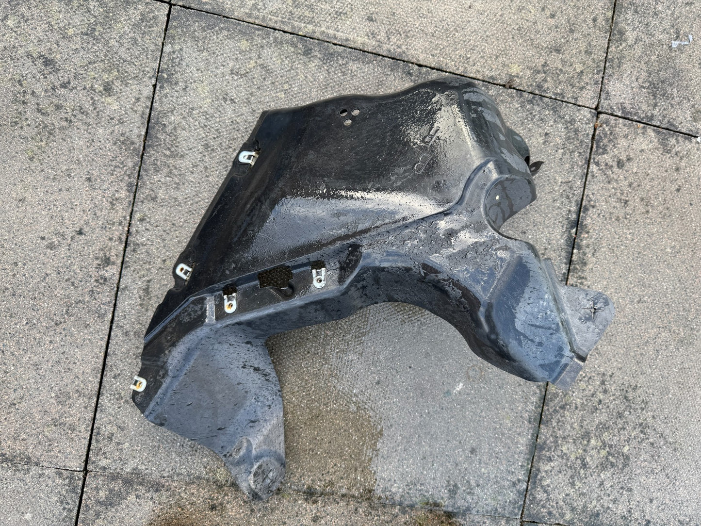 BMW 3 SERIES REAR UNDERBODY PANEL RIGHT SIDE 7340868 G20 G21