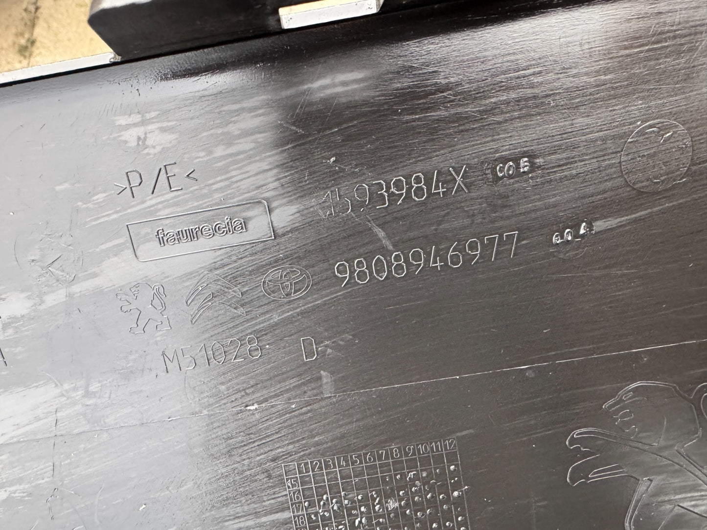 CITROEN DISPATCH LWB E6 VIVARO EXPERT JUMPY ETC  9808946977 Scratches