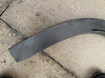 RIGHT REAR WHEEL ARCH TRIM COVER FIAT 600 23- 735760128