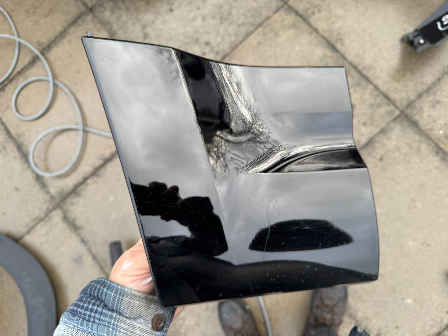 Land Rover Defender L663 Front Left Wing Cover Trim 20 ON L8B216D055-BD Genuine