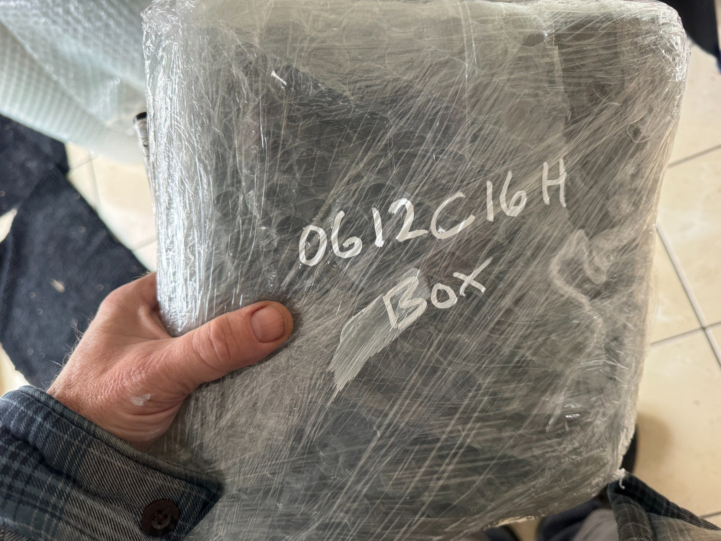 Land Rover Defender L663 Front Left Wing Cover Trim 20 ON L8B216D055-BD Genuine