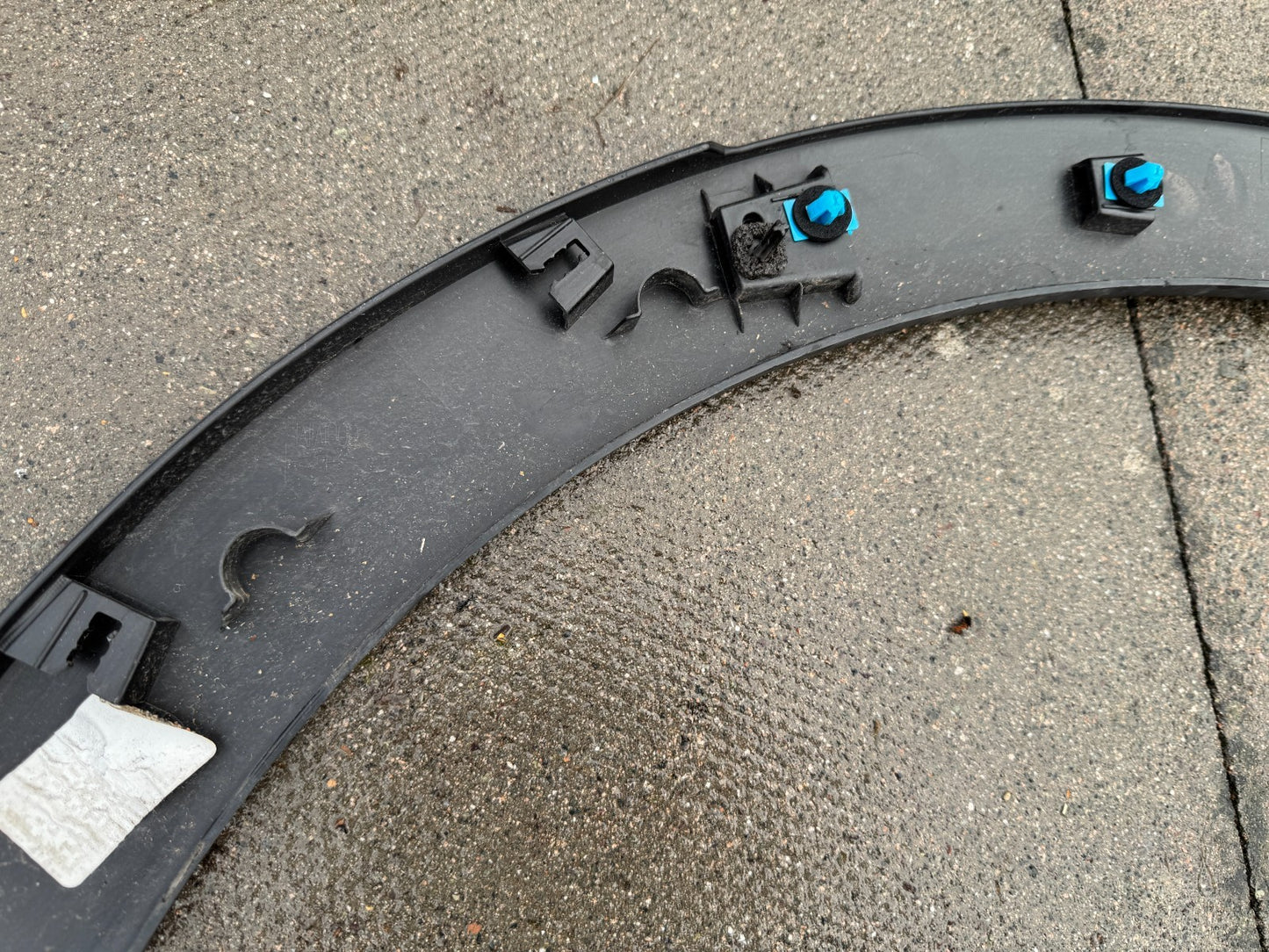 RIGHT REAR WHEEL ARCH TRIM COVER FIAT 600 23- 735760128