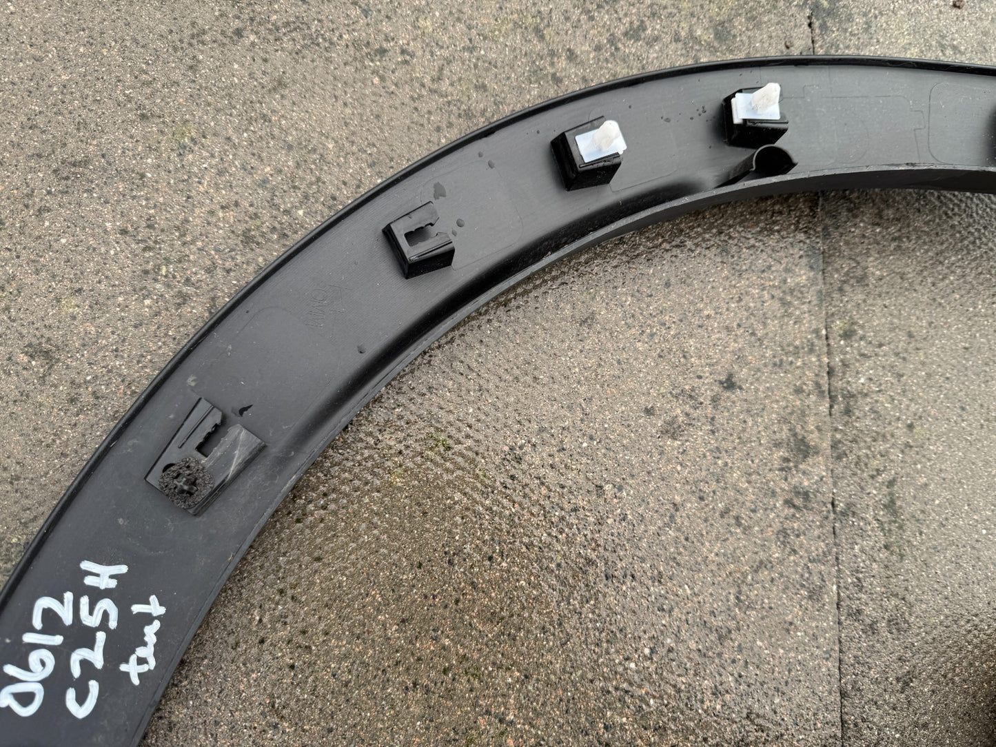 RIGHT REAR WHEEL ARCH TRIM COVER FIAT 600 23- 735760128