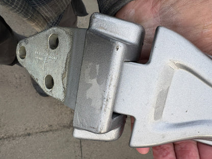 Jeep Wrangler 2021 tailgate trunk boot hinge 68282145AB 2 available