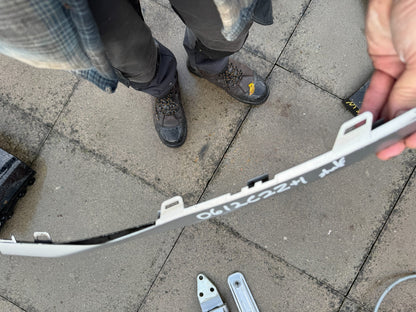 GENUINE AUDI Q2 FRONT BUMPER LOWER SIDE GRILL TRIM LEFT N/S SELENITE SILVER