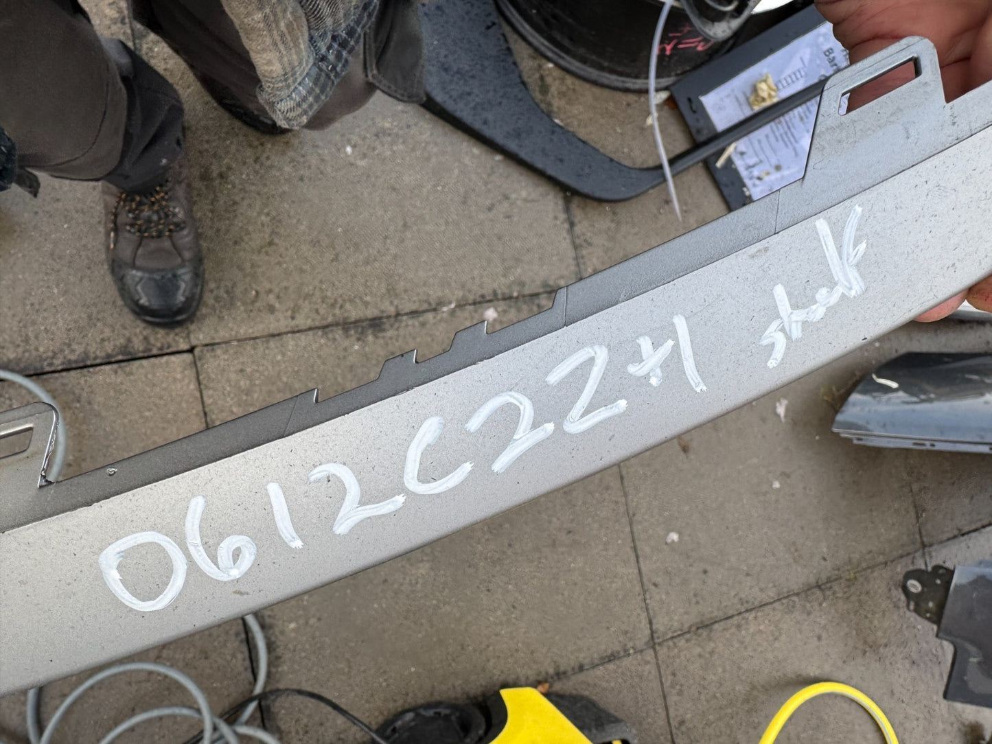 GENUINE AUDI Q2 FRONT BUMPER LOWER SIDE GRILL TRIM LEFT N/S SELENITE SILVER