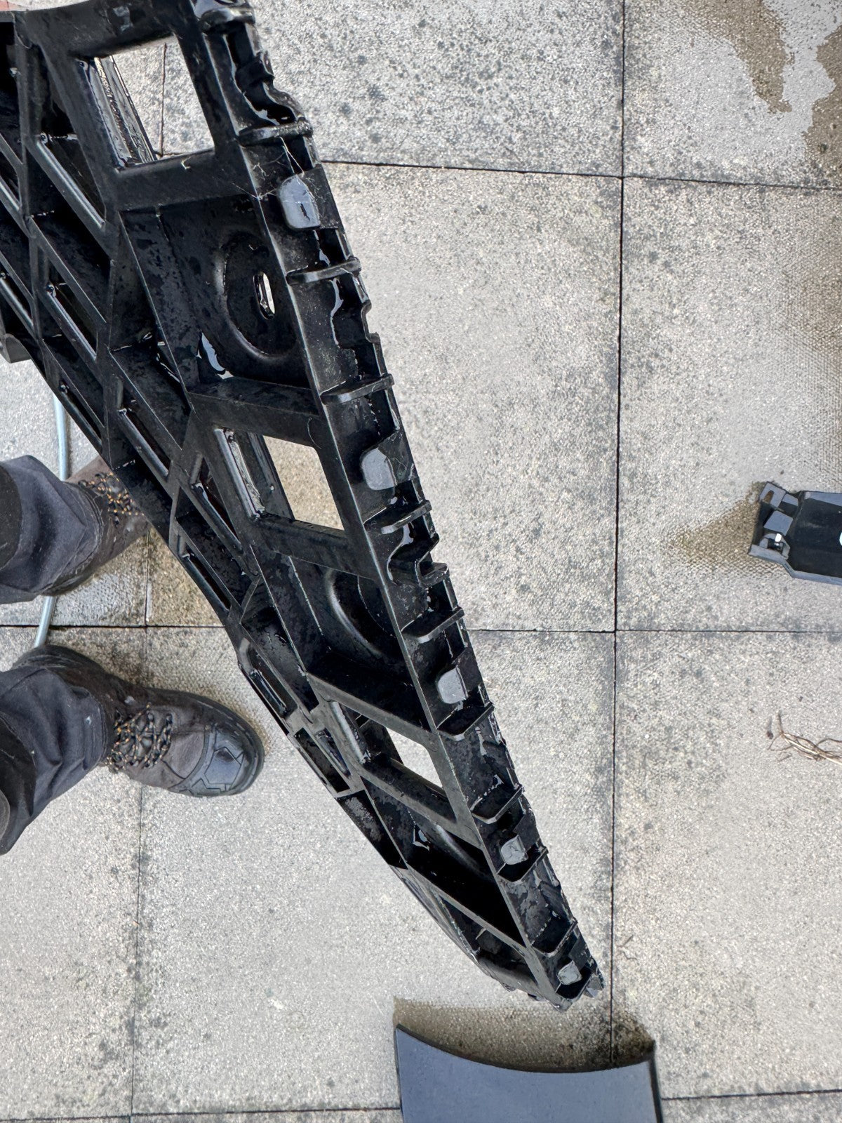 MG HS MK2 2024 BUMPER BRACKET MOUNT SUPPORT HOLDER 10952586