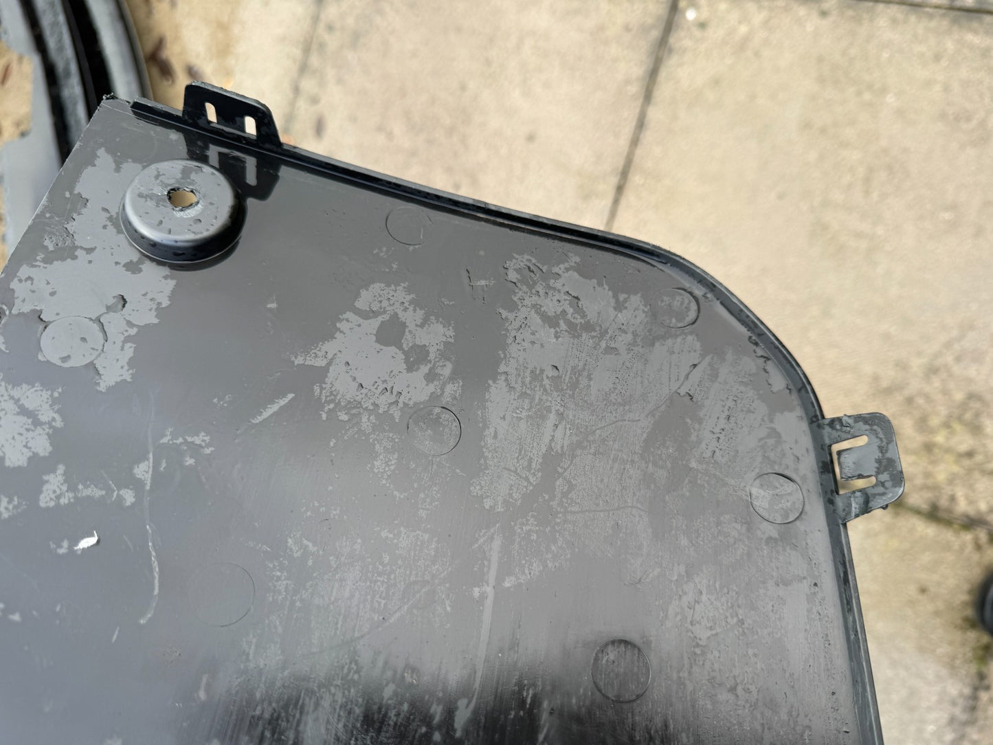 land rover range rover under cover/tray M8e217e792a scratches