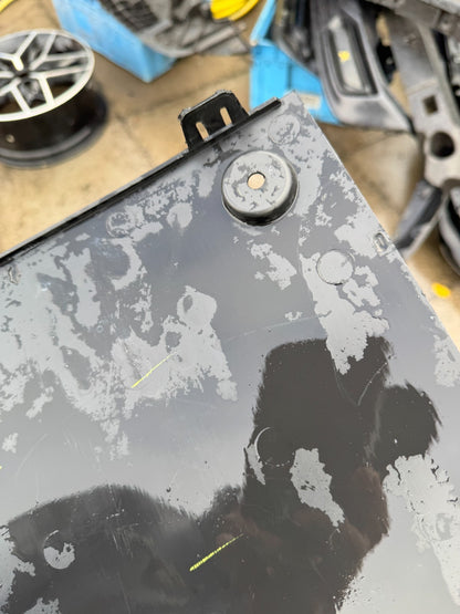 land rover range rover under cover/tray M8e217e792a scratches