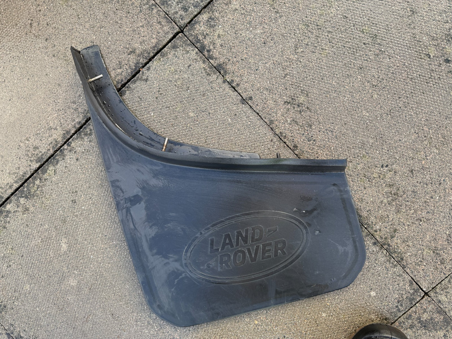 Land Rover Defender L663 Rear Left Mud Flap L8BM286A12BB Genuine missing bolt