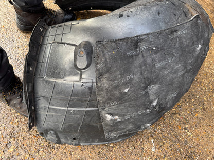 GENUINE 2021-2024 HYUNDAI IONIQ 5 FRONT LEFT SIDE WHEEL ARCH LINER 86813-GI000