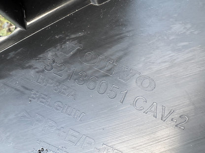 Genuine Volvo XC40 MK1 Front Bumper Undertray Cover Genuine P/N 32136051