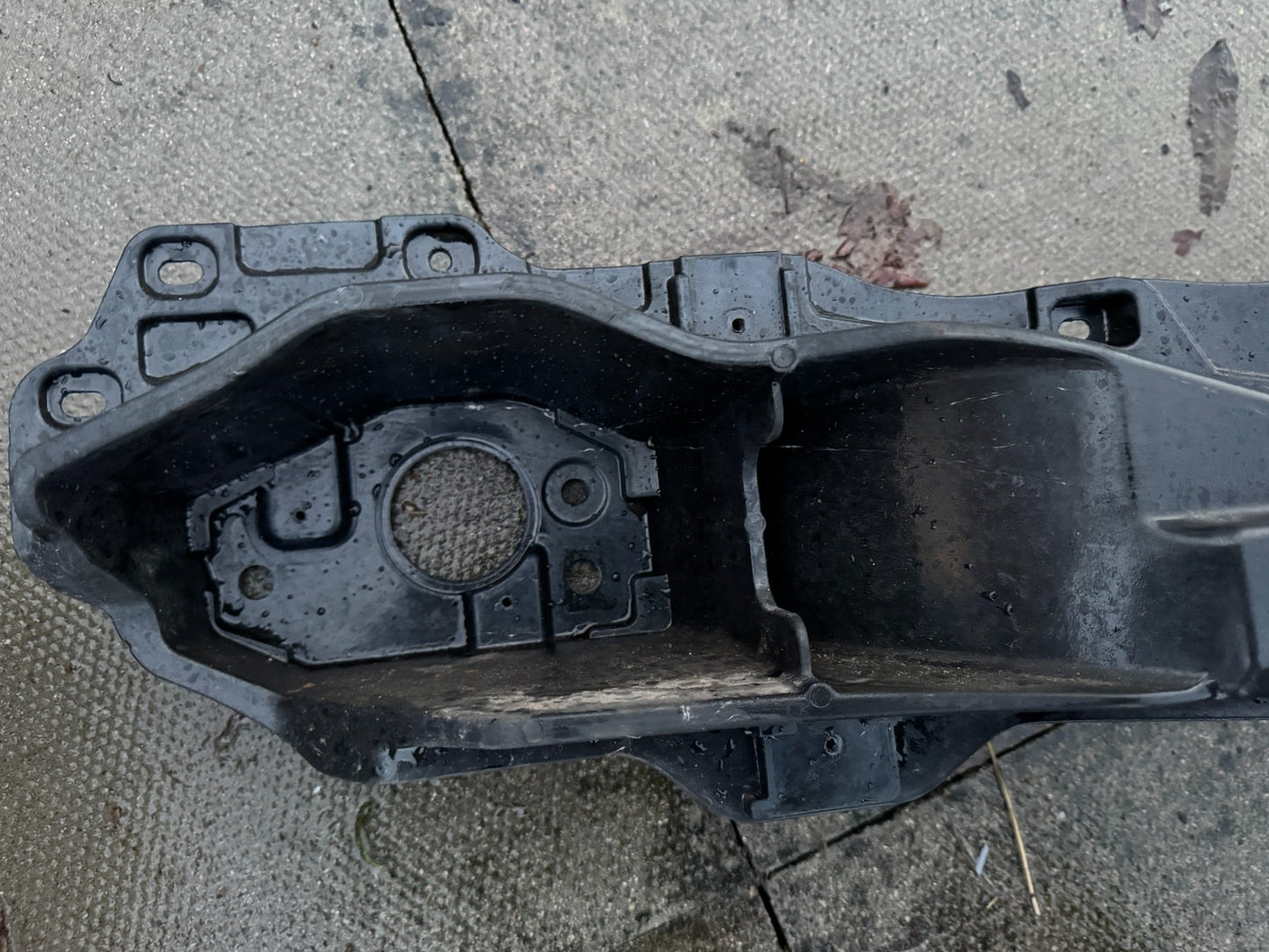 GENUINE KIA XCEED 2019-2023 REAR BUMPER REINFORCEMENT BAR, P/N 86631-J7CA0