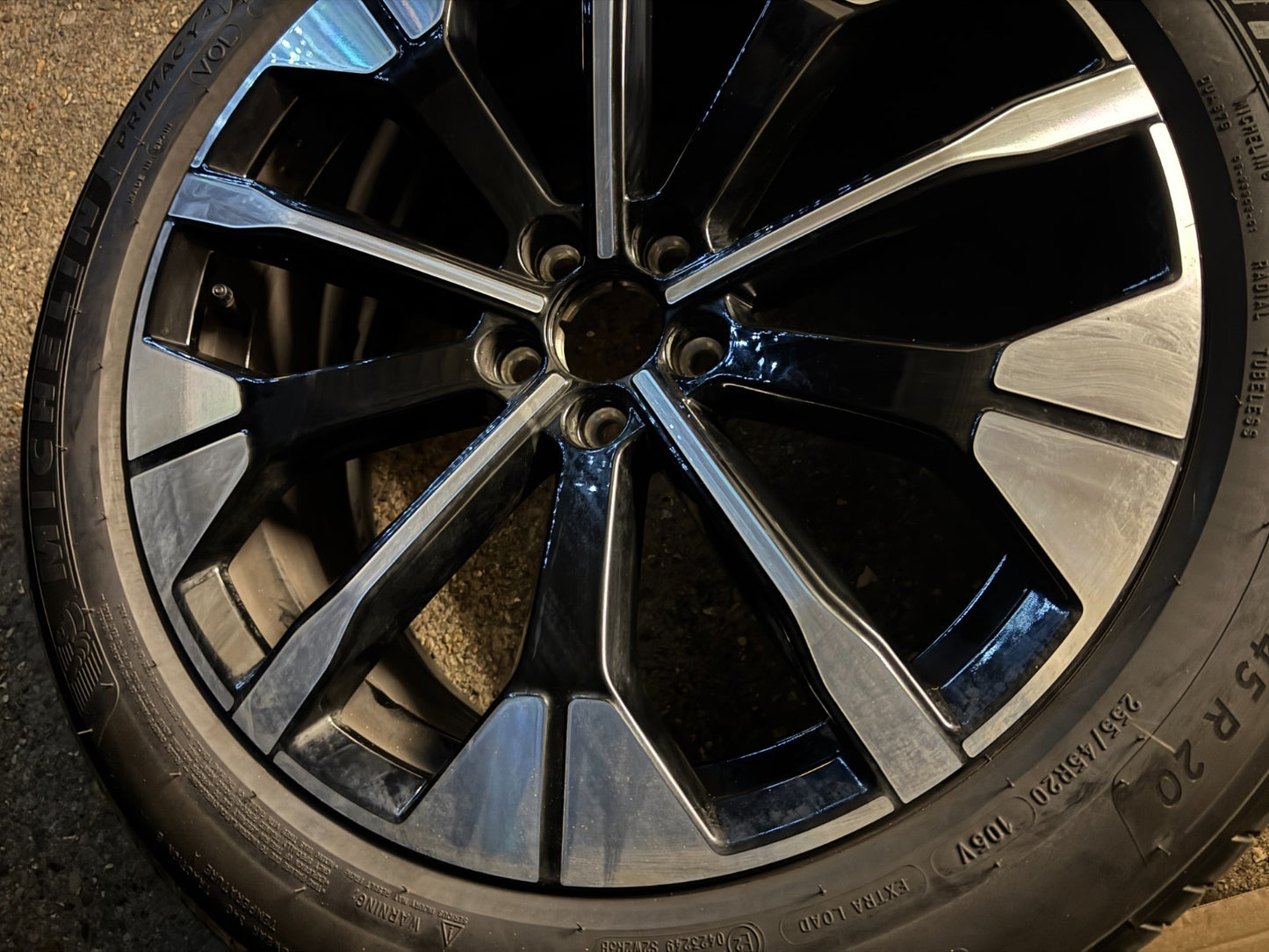 1x 2025 VOLVO 20" XC 60 alloy wheel 32461367 Original 20x8J and 6mm tyre