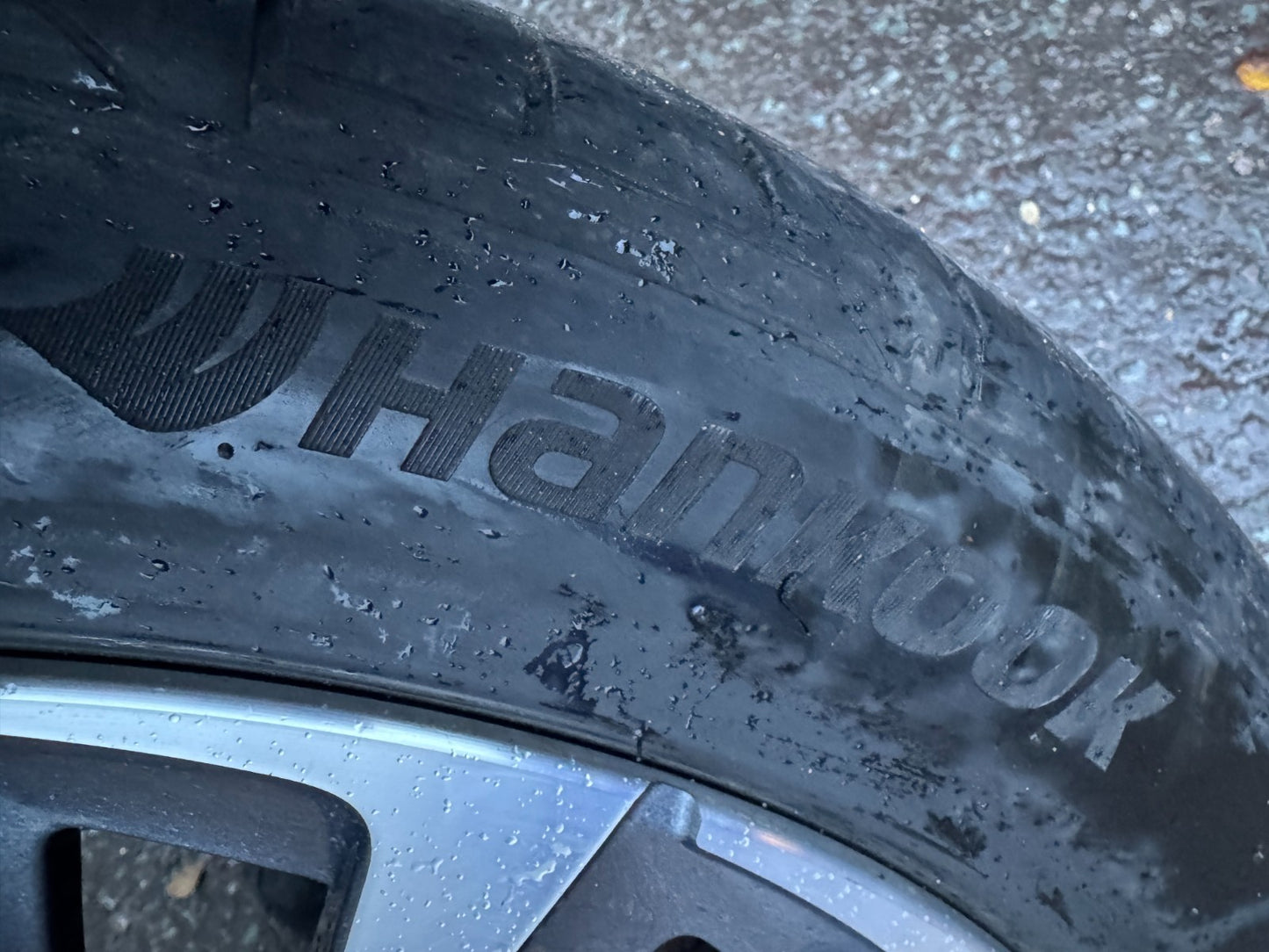 1x 20" 9J Skoda Enyaq iV electric SUV "Neptune" alloy wheel 5la601025at inc TYRE