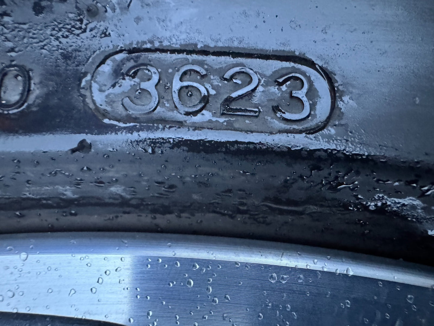 1x 20" 9J Skoda Enyaq iV electric SUV "Neptune" alloy wheel 5la601025at inc TYRE