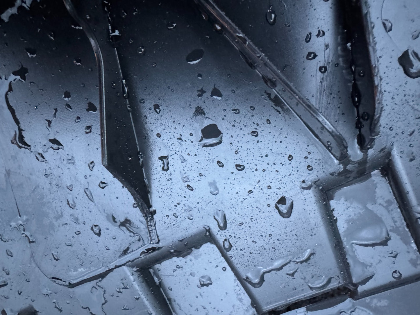 2025 Volvo XC60 Front Bumper Under Tray 2022 ON 32399301 Genuine