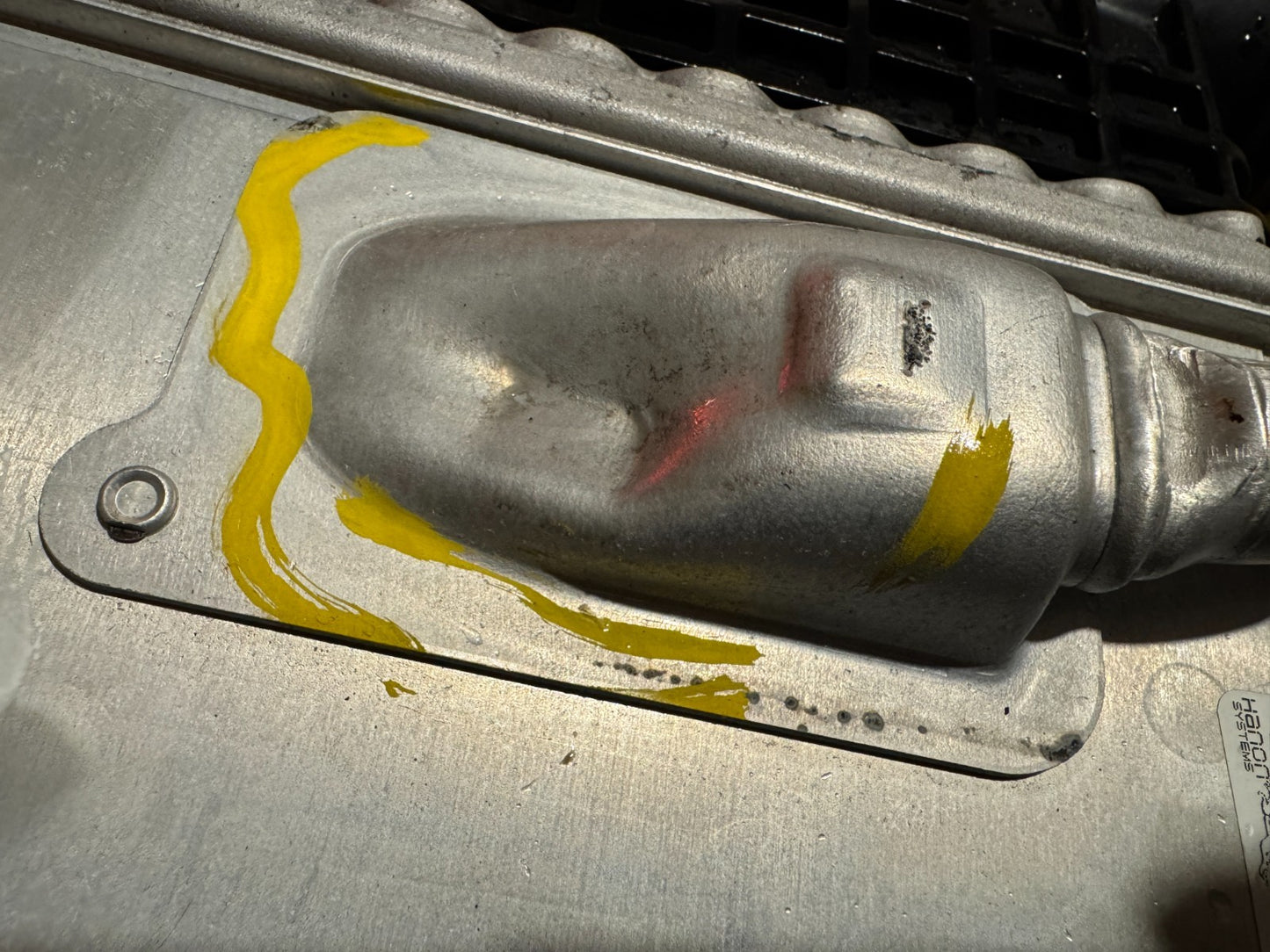 2025 LAND ROVER DISCOVERY L550 2019-ON DIESEL INTERCOOLER GJ329L440AE small dent