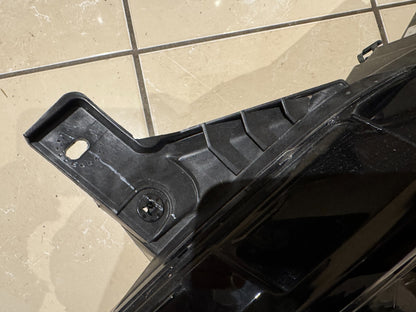 Genuine FORD PUMA LEFT LED HEADLIGHT R1TB-13E015-BB GENUINE 2024 2025 Damaged