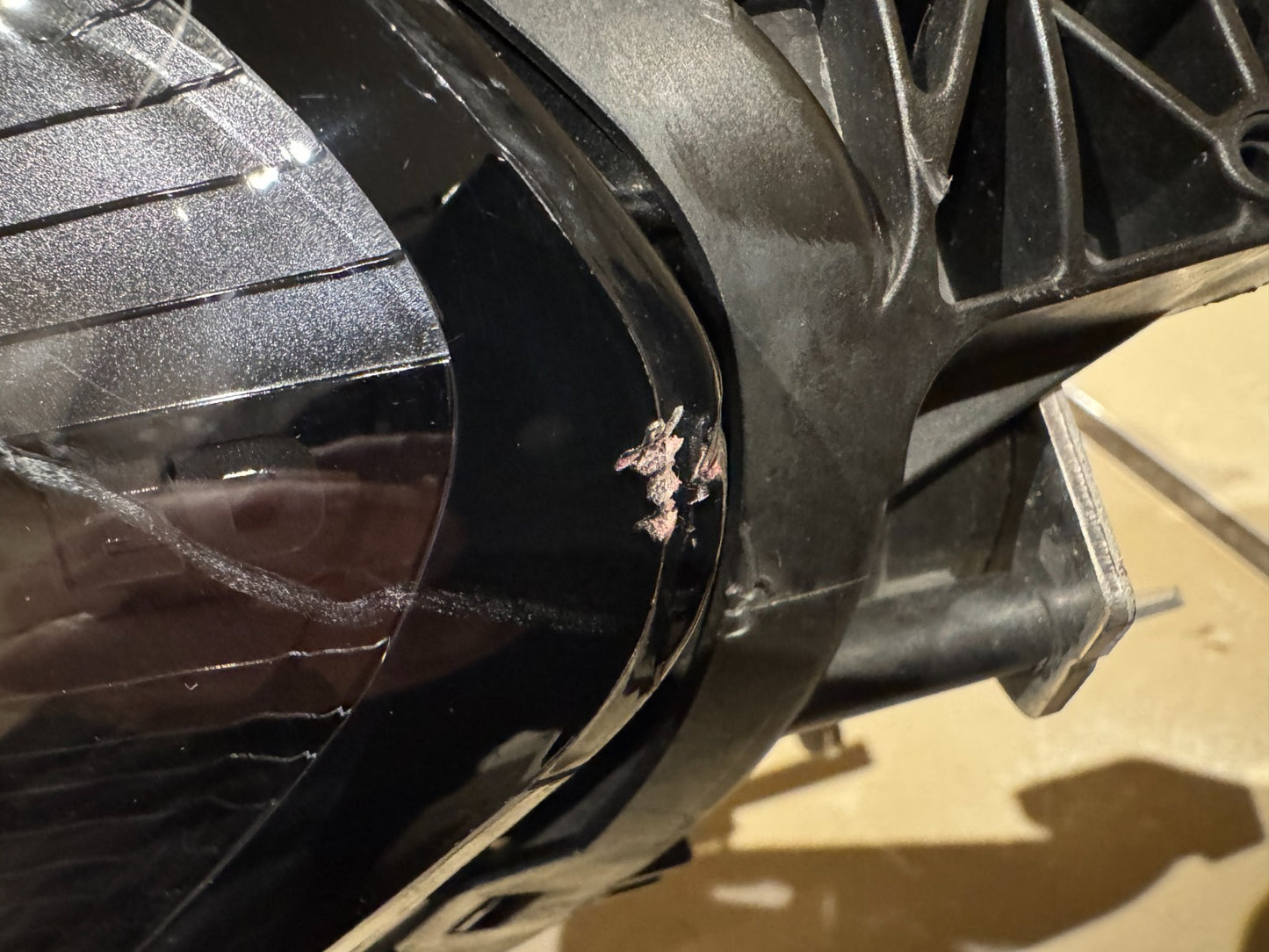 Genuine FORD PUMA LEFT LED HEADLIGHT R1TB-13E015-BB GENUINE 2024 2025 Damaged