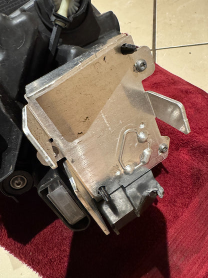 Genuine FORD PUMA LEFT LED HEADLIGHT R1TB-13E015-BB GENUINE 2024 2025 Damaged