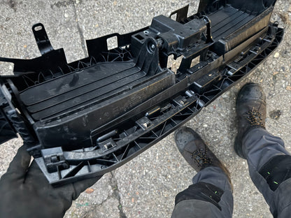 BMW X2 U10 2023 ON GENUINE FRONT BLIND SURROUND - WZ3228