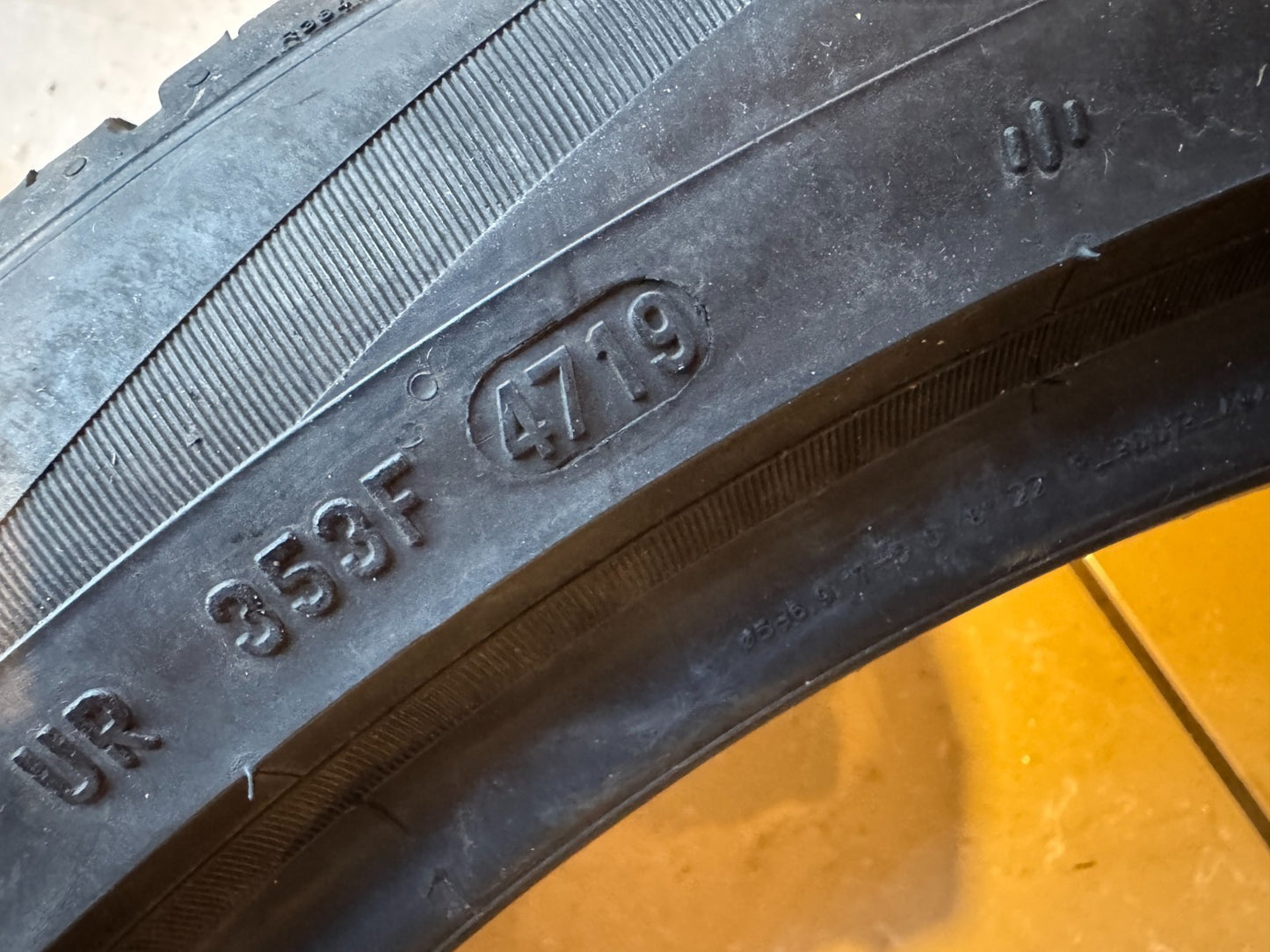 X1 245/45/21 Pirelli Scorpion Zero M+S LR Extra Load Tyre 5.5mm 245 45 21