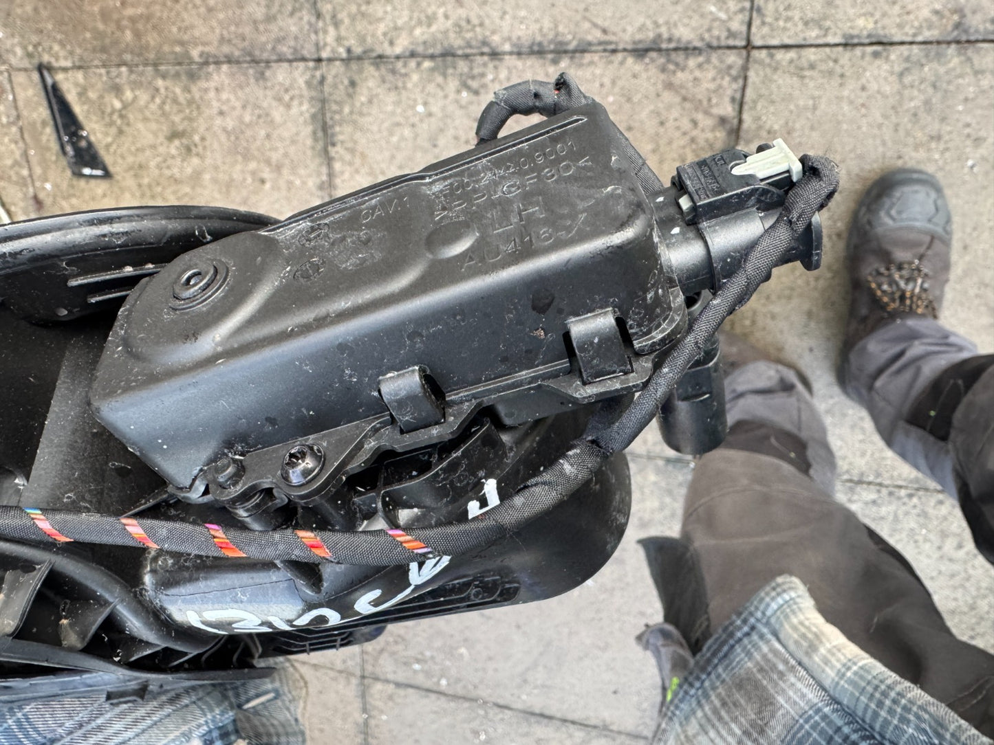 Audi Q6 E-Tron 85H Sportback Loading flap Tank flap Housing 85H810001A