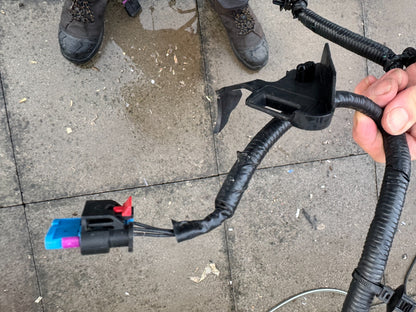 Genuine 2025 Land Rover Discovery Sport Front Bumper Wiring Loom LR143854