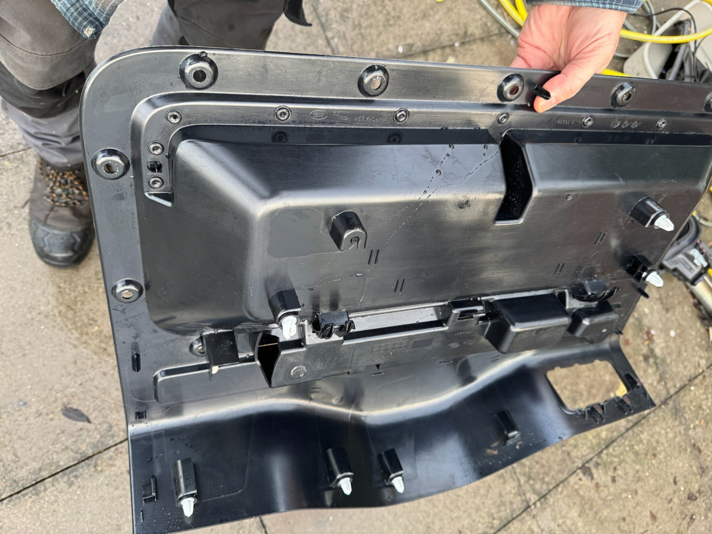 2019 ON L663 LAND ROVER DEFENDER 110 BOOT INNER SCUFF PANEL TRIM MOULDING