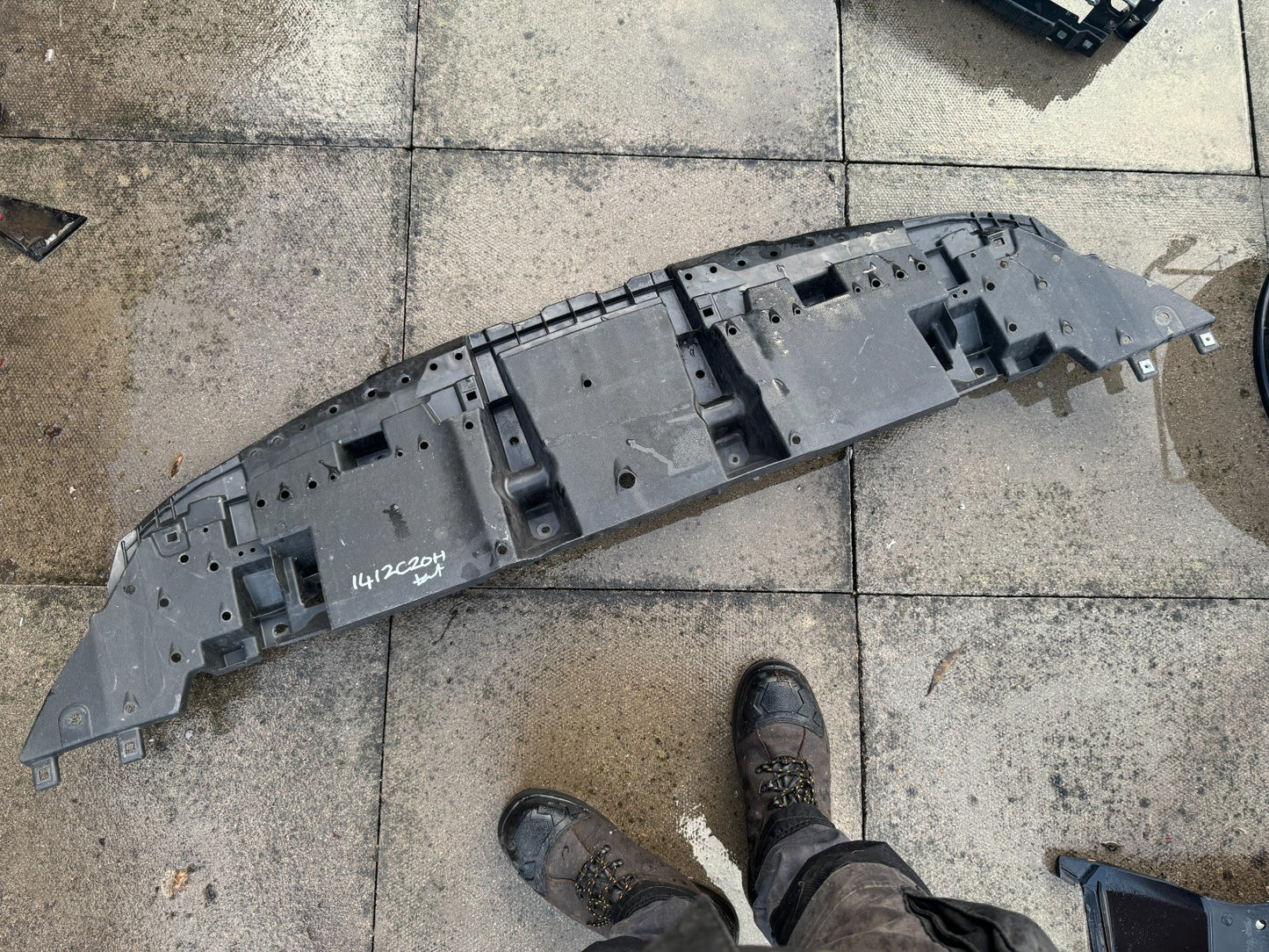 Lexus NX 300h 2018-2020 Front Lower Bumper Absorber / Lower / 52618-78010