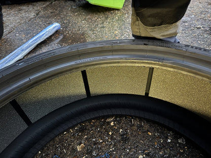 1x 255 40 R21 102V Pirelli Scorpion Zero M+S VOL 7mm 2522 no repairs. next day