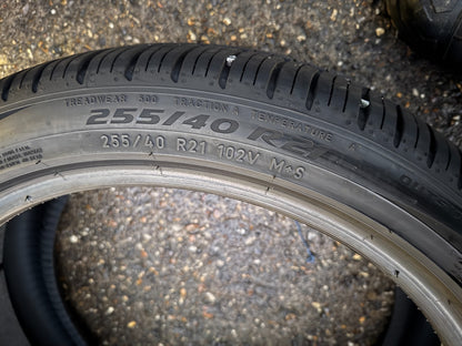 1x 255 40 R21 102V Pirelli Scorpion Zero M+S VOL 7mm 2522 no repairs. next day
