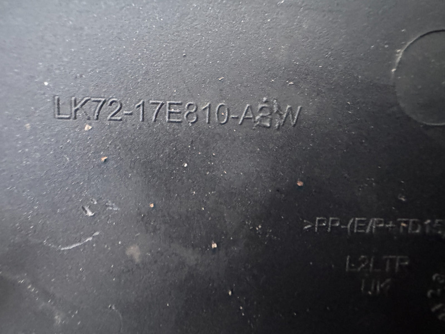 2024 Land Rover Discovery Sport L550 Front Tow Cover LK72-17E810-ABW